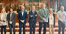 Foto de familia de la presentación libro sobre 'Indicadores de sostenibilidad' en Madrid